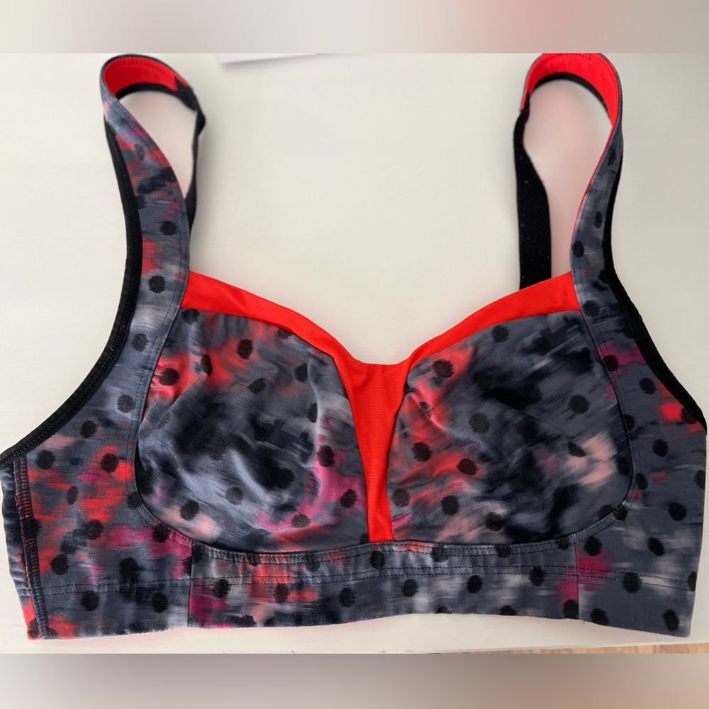 Lululemon Multi Color Sports Bra 34D Luxtreme
